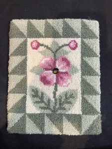 Punch Nadel Stickerei Blume fertig 6x8" rosa grün Kunst Wandkunst Handarbeit - Bild 1 von 3