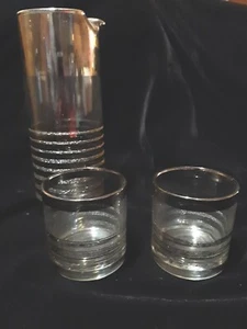 DOROTHY THORPE STYLE MID CENTURY MARTINI PITCHER W/ 2 ROCKS GLASSES - Picture 1 of 4
