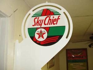 Letrero de anuncio estilo flecha Texas Sky Chief de la era 1930-1950 - Imagen 1 de 1