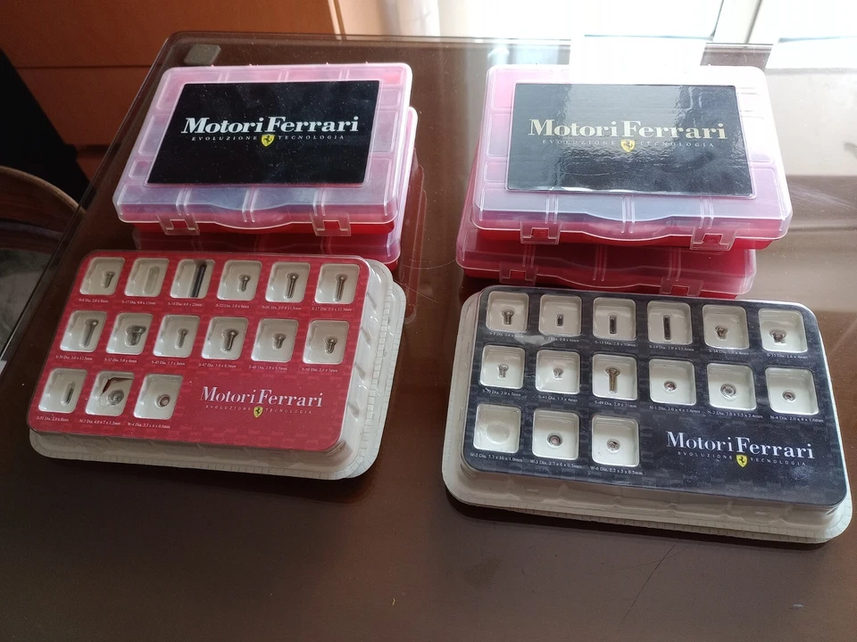 modellismo statico 1/4 Motore Ferrari Enzo De Agostini  - Immagine 1 di 2