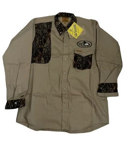 NWT Feather Flage Camouflage Duck Shirt L/S USA United Waterfowlers L Hunting - Picture 1 of 6