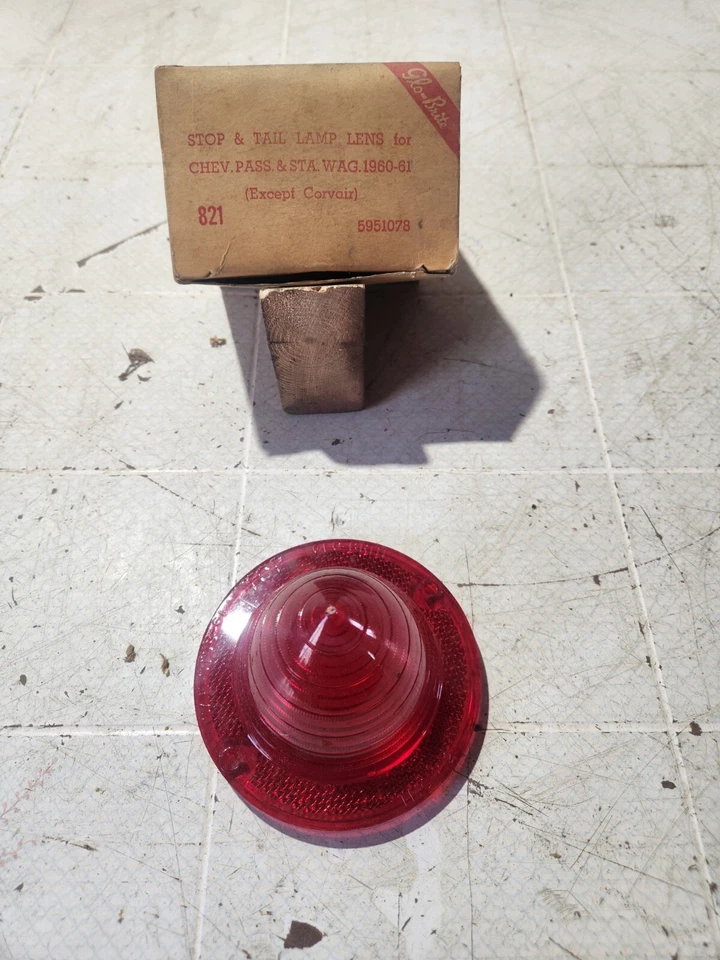 Chevrolet Pass.&Sta. 1960-61 como nuevo Vagón.Lente de lámpara de parada y cola (excepto Corvair) Foto 1 de 2