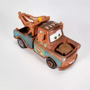 Disney Pixar Cars Pit Crew MATER Lightning Logo 1:55 Diecast Car Loose - Picture 1 of 4