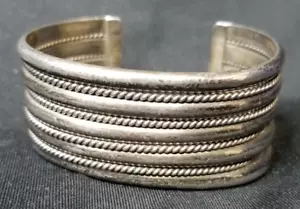 Navajo Sterling Silver Bracelet - Picture 1 of 3