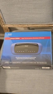 Cisco Linksys E3000 High Performance Wireless-N Router - Picture 1 of 5
