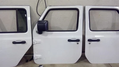 司机左吉普牧马人 2024 侧视镜 2926372 — 第 1/2 张图片