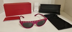 Valentino Garavani Sonnenbrille VA4018 Fuchsia Pink mit Nieten Cat Eye Neu - Bild 1 von 12