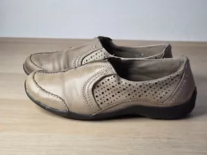 Planet Shoes Womens US 8.5 Sage Brown Leather Slip On Loafers Comfort Casual - Picture 1 of 10