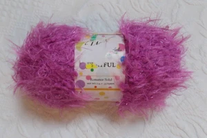 Yarn Bee Playful Yarn- Romance Solid - Bild 1 von 3