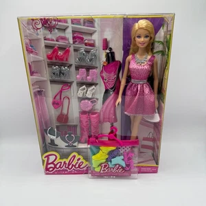 Rare Mattel 2013 Barbie Doll & Shoes Giftset Purses Necklaces Shoes Pink NEW - Picture 1 of 4
