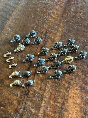 Gancho de latón vintage push pin colgador de imágenes rosa flor de lis Foto 1 de 2