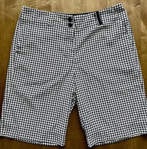 Nike Dri Fit schwarz & weiß Hahnentrittmuster Golf Tennisshorts Größe 8 gebraucht, in einwandfreiem Zustand - Bild 1 von 5