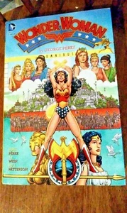 Wonder Woman Omnibus by George Perez - Picture 1 of 8