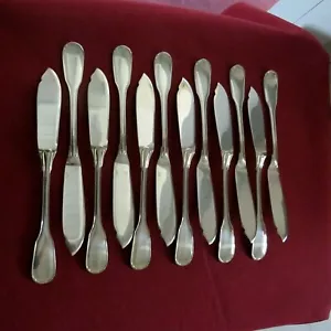 Christofle: 12 Coltelli Da Pesce Metallo Argentato Modello Versailles 1 - Foto 1 di 6