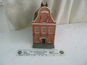 HO- Dutch House - Picture 1 of 2