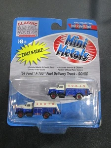 NEU! 50299 1954 Ford F-700 Kraftstofflieferwagen Sohio Pkg von 2 - Bild 1 von 1