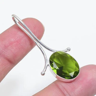 Peridot Gemstone 925 Sterling Silver Jewelry Pendant, Beautiful Pendant - Image 1 of 4
