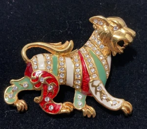 Joan Rivers Enamel Lion Brooch Gold Tone Rhinestones Foo Dog Vintage - Picture 1 of 17