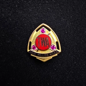 vintage TWA Airlines Half Million Miles lapel pin 1/10 10k gold filled - Picture 1 of 3
