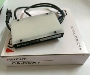 ONE NEW KEYENCE CA-DSW3 White light source - Picture 1 of 1