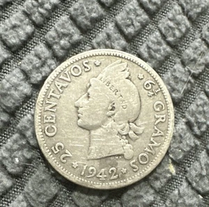 1942 Dominican Republic 25 Centavos - 90% Silver Coin - DR 1/4 Peso - Picture 1 of 2