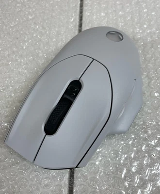Alienware - AW620M Wireless Optical Gaming Mouse Wired - Lunar Light SHIPS FAST - Image 1 of 4