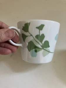 Juego de 2 tazas de té o café IKEA Stilenlig blancas con hojas de gingko verde NUEVO ESTADO - Imagen 1 de 5