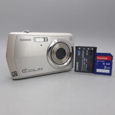 Casio Digital Camera Exilim EX-Z16 12.1MP Silver Tested - Image 1 of 4