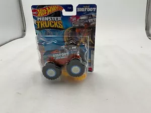 Monster Trucks Hot Wheels 2023 4x4x4 Bigfoot Monster Trucks Live 8/8 - Imagen 1 de 1
