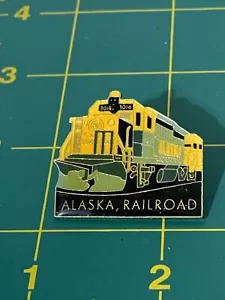 SOMBRERO DE TREN ALASKA SOLAPA CORBATA TACK PIN LOCOMOTORA FERROCARRIL RECUERDO - Imagen 1 de 1