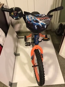 Hot Wheels Kids Training Bike 16-Inch Bicycle Age 6-10 Years New Pick Up Only && - Picture 1 of 5