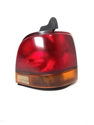 OEM Saturn SW1 and SW2 Wagon Tail Lamp Light 1993 - 95 Right - Image 1 of 4