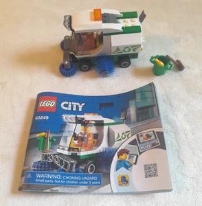 LEGO CITY: Straßenkehrmaschine (60249) komplett mit Anleitung - Bild 1 von 6