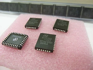 5 Stück/5 pieces M28F256-12C1 = 28F256  256Kbit (32Kx8) FLASH MEMORY 120ns NEW * - Picture 1 of 5
