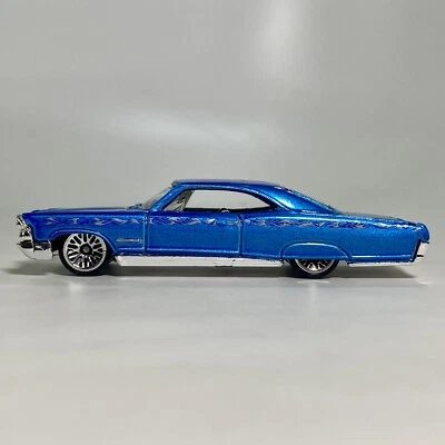 '65 Pontiac Bonneville Blue 1:64 Diecast Diorama Model Car First Editions #1 - Image 1 of 4