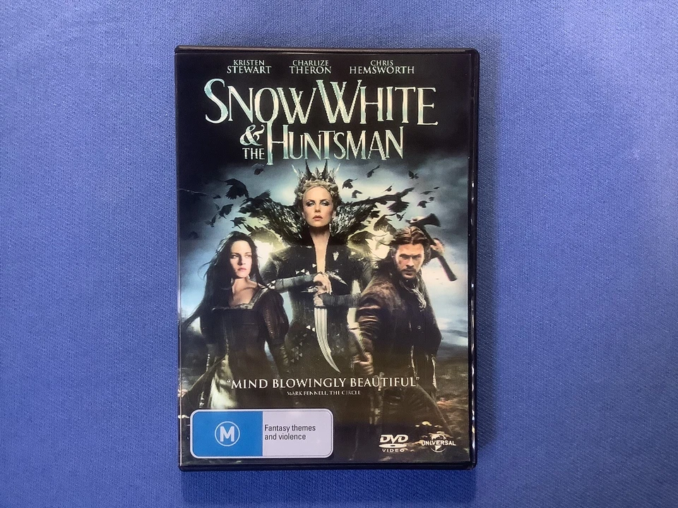 SNOW WHITE & THE HUNTSMAN DVD | HOLOGRAPHIC COVER ART Like New Region 4 - Image 1 of 2