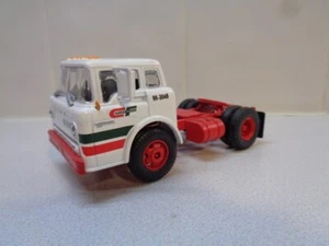Athearn Consolidated Freightways Ford C Series Tractor - Picture 1 of 5