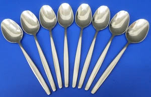 8 - Towle VIVA Glossy Slender 18/8 Stainless GERMANY Flatware OVAL SOUP SPOONS - Picture 1 of 8