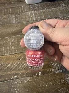 L.A. Colors Color Craze Glitter Nail Polish With Nail Bling Striking - Picture 1 of 5