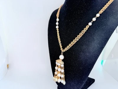 Винтажный. Новый с Ярлыками CORO PEGASUS искусственного жемчуга и золотой тон кисточки цепочки ожерелье 522 - Изображение 1 из 4