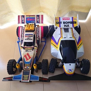 KYOSHO SKY BOMBER 14X with Remote Control - Picture 1 of 8