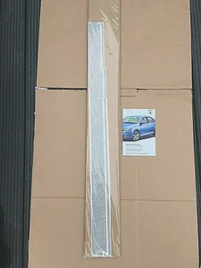 Skoda Octavia Estate Strip Set - Plata Carbono - 5E9064317B *Pieza Genuina Skoda - Imagen 1 de 9