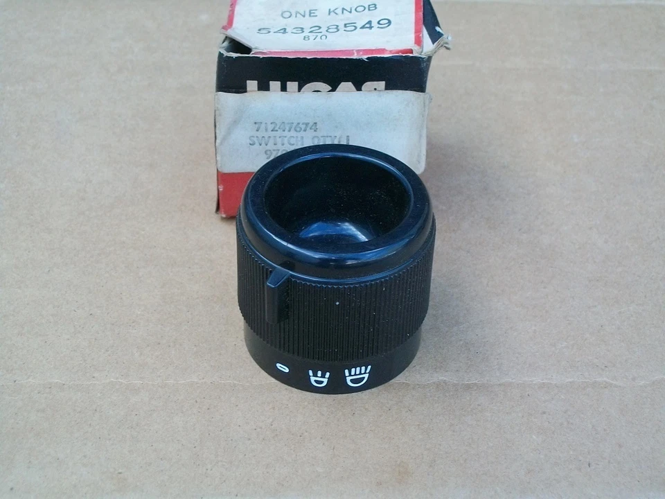1971 1972 1973 Plymouth Cricket Nuevo de Lote Antiguo Chrysler Lucas PERILLA DE INTERRUPTOR DE FARO 71247674 Foto 1 de 2