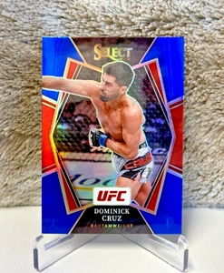 2022 Panini Select UFC - Dominick Cruz Blue Prizm Premier Level - #132 - Picture 1 of 2