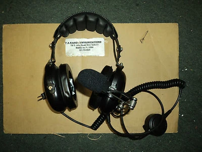 New HS7 Pro Radio Headset MOTOROLA Noise Canceling HEAVY DUTY - PTT - Metal Mic - Image 1 of 4