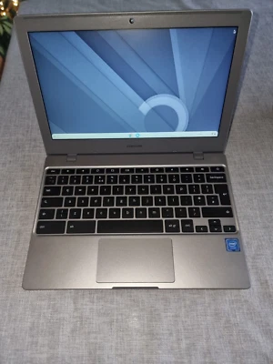 Samsung Chromebook 4 11.6" (32GB eMMC, Intel Celeron N, 2.60GHz, 4GB) Laptop... - Image 1 of 4