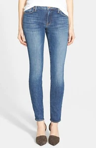 Pantalones de mezclilla ajustados de tiro medio con vástago de pistón Genetic talla 23 originales $198 - Imagen 1 de 2