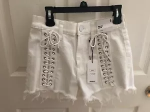 NWT! Womens Express White High Rise Raw Cut Lace Up Shortie Shorts Size 0 - Picture 1 of 6