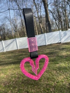 Broken Heart Tsurikawa | JDM Pull Handle Tow Hook Decoration for Drift Show Car - Picture 1 of 20