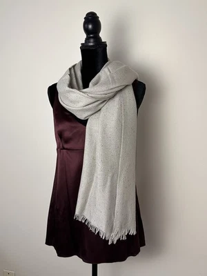 正品 Brunello Cucinelli 羊绒和丝绸亮片围巾全新带标签 MSRP $2100 — 第 1/4 张图片